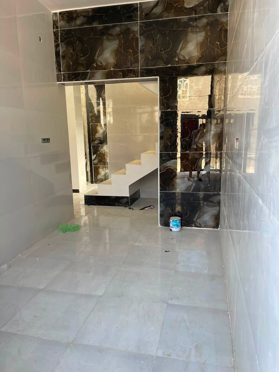 🏠 / للبيع البيت مساحه 100م طابو زراعي سند 25
              
                   واجهه 10والنزل 10(تسليم مباشر)

🧱 بناء حديث  (تسليم مباشر ) سعر مناسب

الطابق الاول/ مطبخ . أستقبال . هول . غرفه . مجمع صحيات .  (عرض الشارع8)

الطابق الثاني/ غرفتين نوم وصحيات وسطح

🌏 الموقع / شارع 80 محيزم كلش قريب على الشارع
 للأستفسار أكثر مراجعة مكتب 
شركة المدار للاستثمار والمقاولات العامة للمقاولات العامه والتصاميم الهندسية شارع 80.. قرب اسماك الشجيري مقابل أستدارة   
 ***********متوفر واتساب
***********
