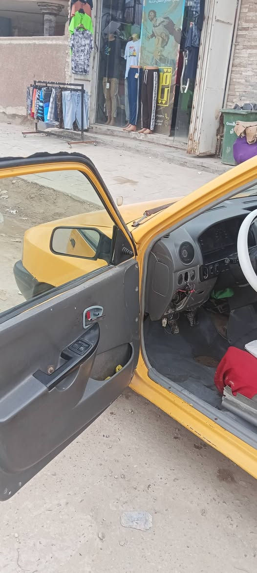 سايبه البيع مديل 12مكينه وكير تخم تاير حداديه رقم قاسيه صاحبها موجود  كهربائيّ بور مشط كلج جاهزه سعر12  سنويه صليه كبل الشارع مكان بابل *********** حلة, بابل
