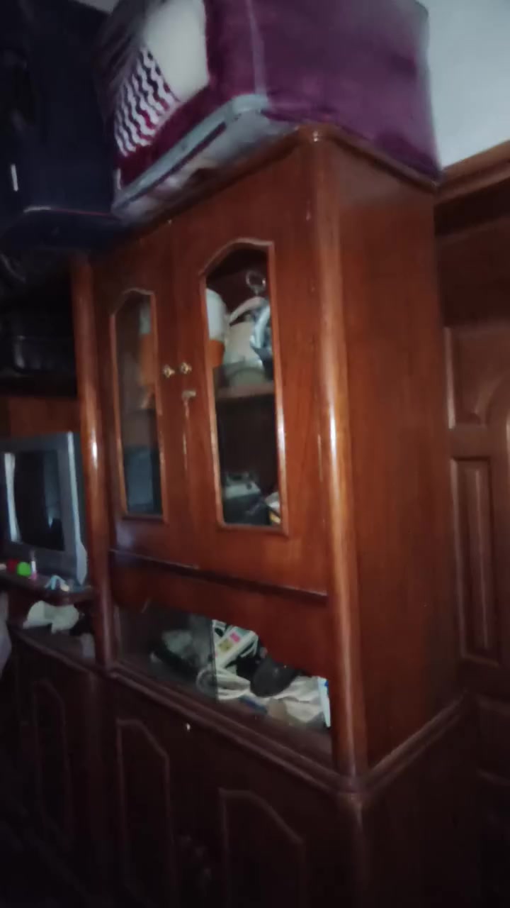 سلام عليكم كنتور ٦ابواب طابقين تسكام300
معرض طابقين 250كربلاء الحر ***********
