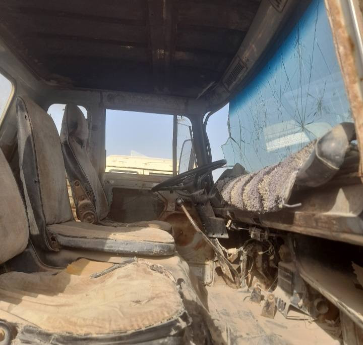 هينو مديل ٨٢تنكر سعة   ١٢ طن مكينة كير اكسن شاصي كفالةعامة   تايرات نص عمر  رقم بغداد صدامي حالين كاعد نمشي بل معاملة مال تحويل  سعر خمسة وربع وبيهة مجال الستفسار  ***********
