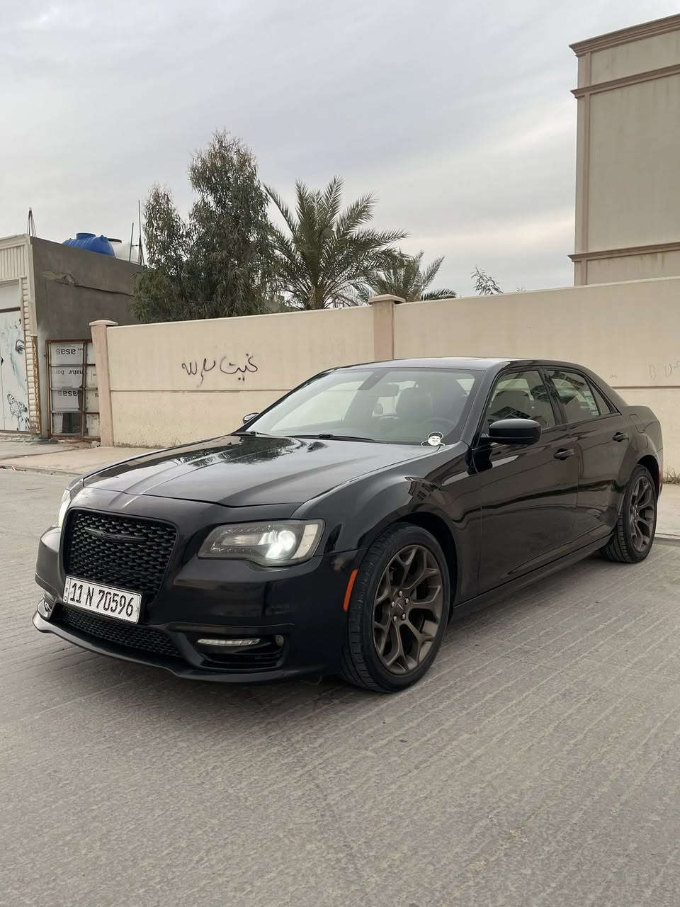 كرايسلر فئة S كوالد
2020 اصل 17 

رقم بغداد انكليزي بسمي

فول مواصفات فئة Sكوالد
مواصفات
بانوراما 
شاشه كبير
 مصابيح امامية زنون مع LED 
محدد سرعه
بصمه ابواب
تشغيل عن بعد
كراسي جلد اسود  شعار S
مقاعد امامية تحكم كهرباء 
كامره خلفيه 
مقاعد اماميه خليفه تدفئة تبريد 
سستم صوت كامل مع دمام خلفي 
ويل  قياس 20
حادثهه جاملغ وبنيد وربع الجاملغ الخلفي اكلير فقط
بدون دواخل كير ومكينه واكسل كفاله وصور حادثه مع وسونار بالمنشور 
ماشيه ١٤٠m
السعر $١٨٠
بيع فقط
***********
