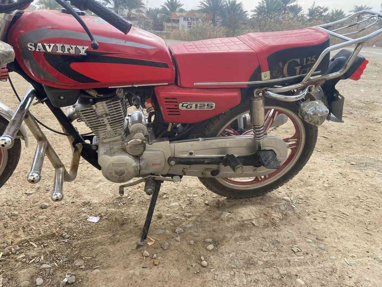 السلام عليكم دراجه سيفان موديل 21 مكفوله من أي خلل او نقص  صالنصه رياضي نفس البصوره مكاني دلي عباس سراجق سعر 450وبيه مجال  ***********
