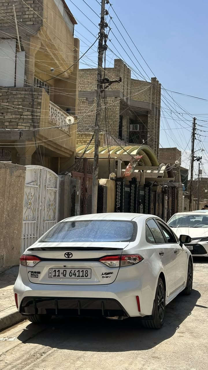 كورولا s بلاك ادشن ٢٠٢٥
فول مواصفات 
بانوراما
تحديد مسار 
قياده شبه ذاتيه
كاميرا خلفيه
كشن كهرباء
حساسات
قطعتين تبريد
دخول ذكي
كشنات جلد داخل احمر
ويل كب١٧ رياضي

السياره ماشية ٢٦،٠٠٠ كم ، بيها شخط بسيط بالجاملغ الخلفي عكس السائق 

وكلازه اللايت الخلفي مكسوره 

السياره مغلفه تغليف حراري للزجاج 

السعر ١٥٣$ 
رقم بغداد الدورة وعنواني الدورة ايضاً
***********

