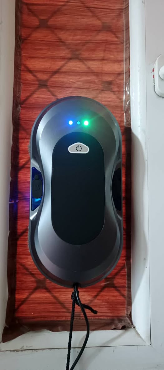 روبوت تنظيف نوافذ جديد شغلته افحصه فقط وما اعرف طريق التحكم بي الي الا بي مصلحه يكتب سعر وبالعافيه الفيديو داخل المنشور


**إذا كنت صاحب هذا الإعلان وتريد حذفه لأي سبب، رجاءا أرسل رسالة إلى الدعم الفني**