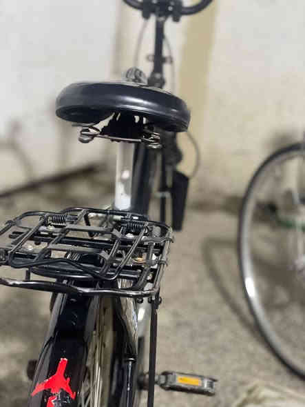 السلام عليكم خوان حبايب شلونكم  باسكل للبيع فول نضافه  لون اسود موديل 19 باسكل نضيف  كلش 
الباسكل مكانه نجف كوفه  رايده120 وبي مجال 
هاذا رقمي وتصل بيك خير وتدلل
***********
تصل واني خادمك رمش عليه واني آدك عليك وأتساب بي وخاص مفتوح 
واني خادم
