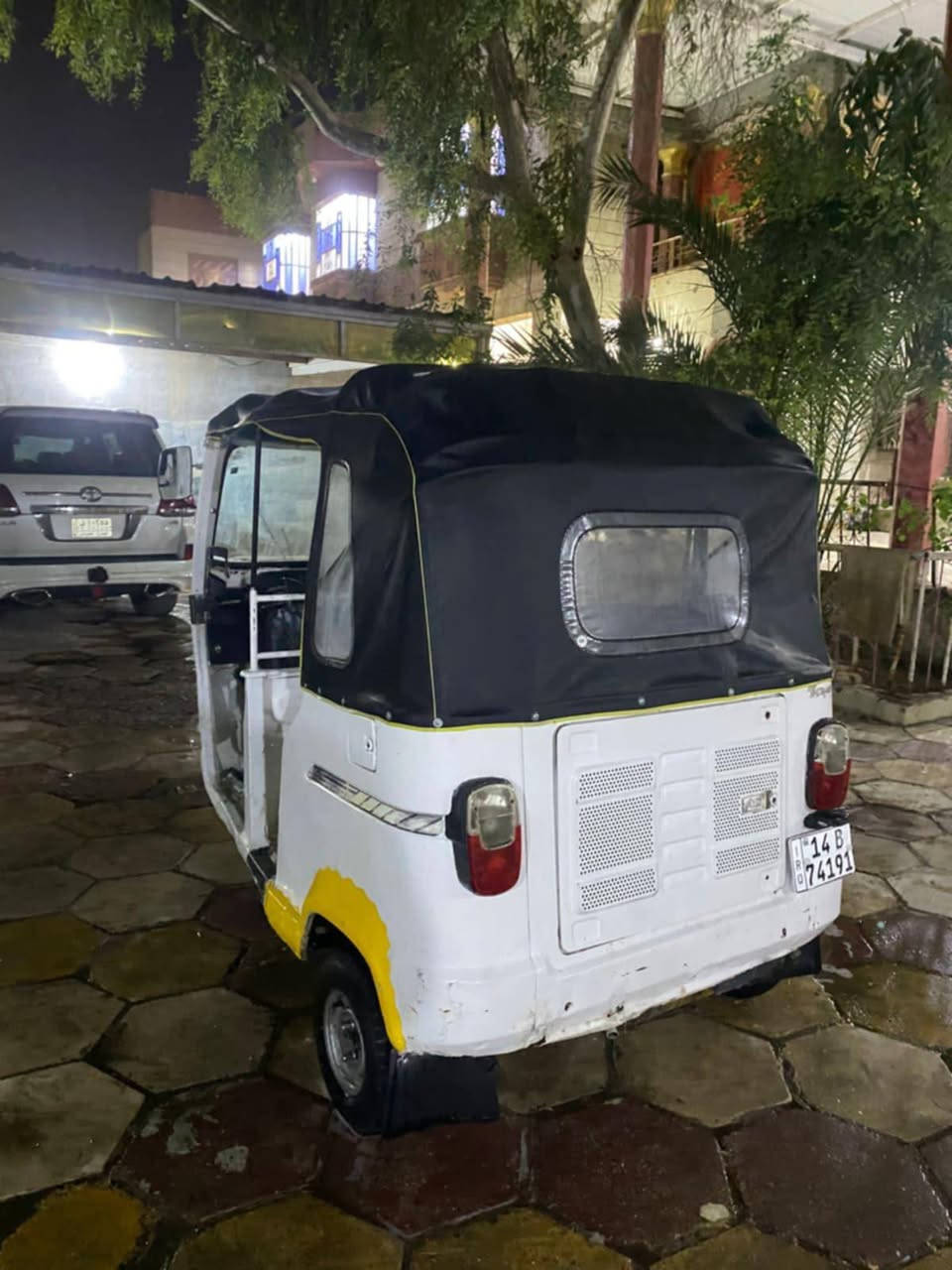 تكتك  ..تي في اس.. رقم وسنوية للبيع او للمراس شنوعندك اوراق اراوسك
مكينة مجفتوحة مرة وحدة
تخم تاير 
خياسات قليلة بلدوس
السعر 4 ونص 
اذة اكو وحدة مراوس اراوسك 
*********** واتساب
