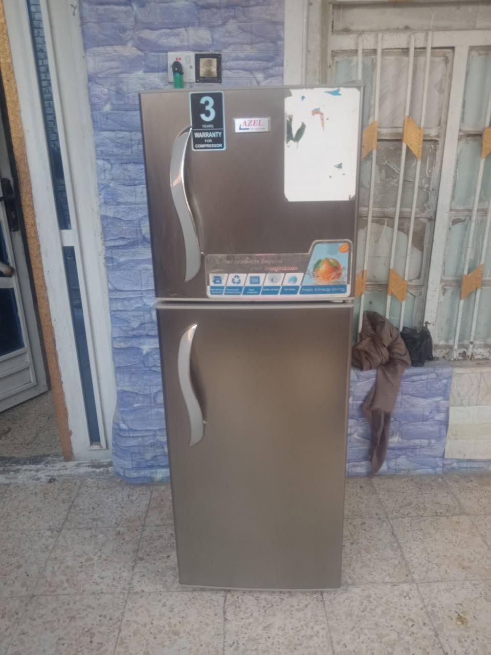 سلام عليكم ثلاجه حجم وسط نضيفه وشغاله سعره 160وبيها مجال  مكان كوت لشراي خاص


**إذا كنت صاحب هذا الإعلان وتريد حذفه لأي سبب، رجاءا أرسل رسالة إلى الدعم الفني**