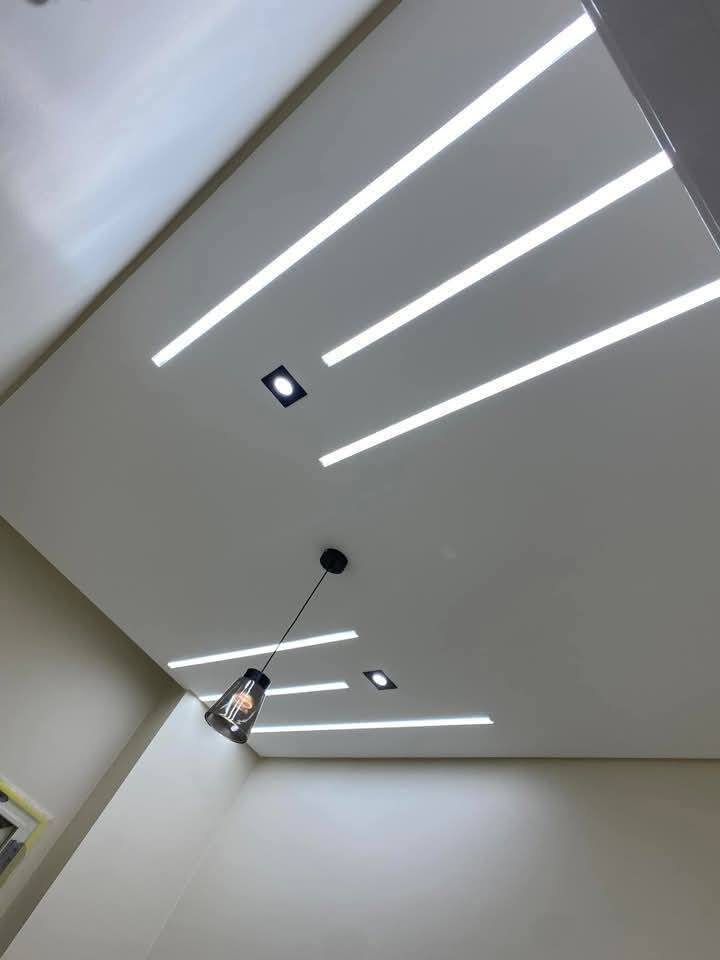 عمل كافة ديكورات مع اناره ابروفايل ...صبغ سقوف ثانويه بديل الرخام خبره 25 سنه اخوكم قصي *********** كربلاء
