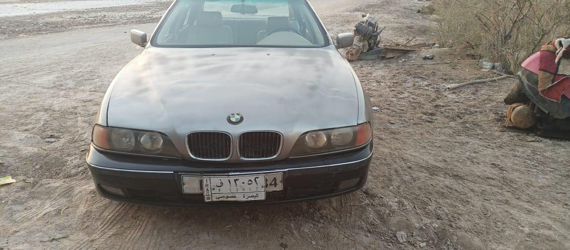 بي ام صقر موديل 97 سياره مكلوبه ومعمره رقمها بصره مكينه وكير ففيتي 3000 السعر 25 وبيها مجال مكان السياره العماره التواصل ع رقم فقط ***********
