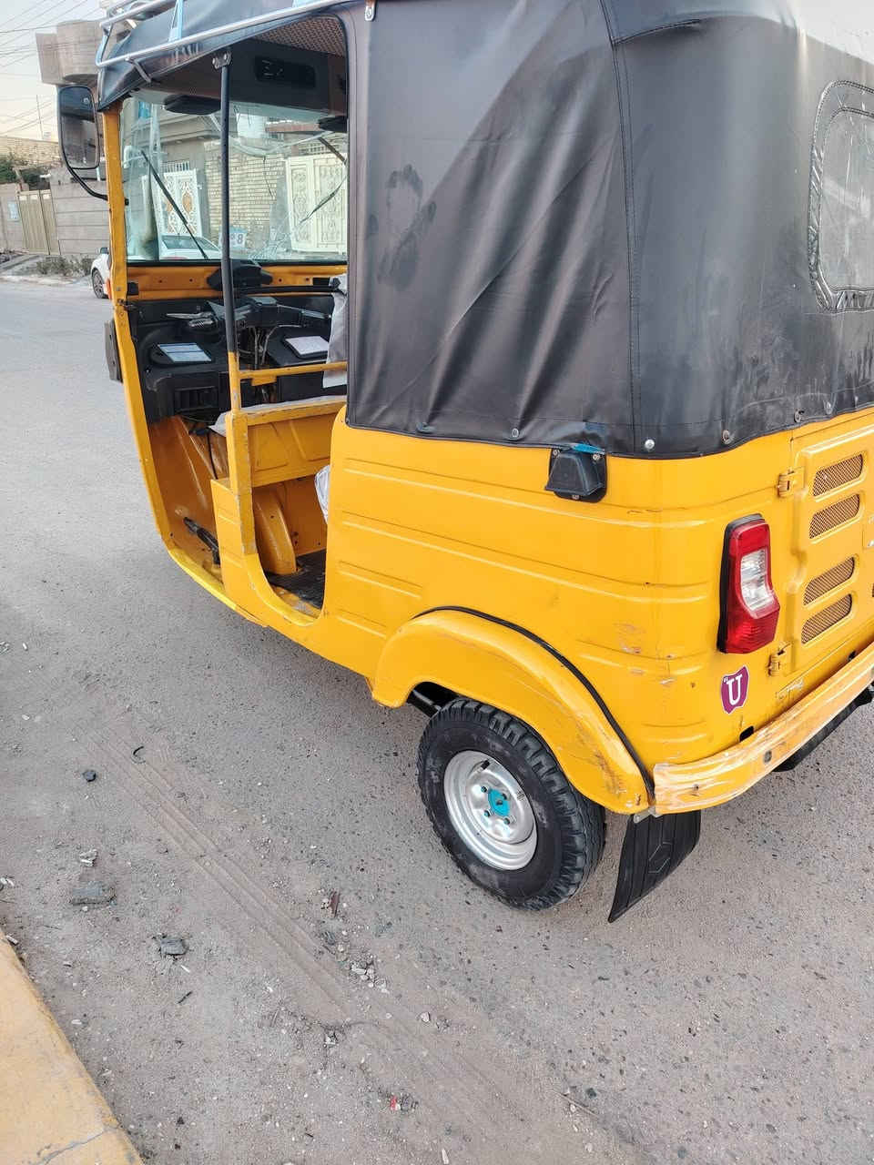 تكتك لبيع موديل 19 تكتك نضيفه كلش ماعوزها اي شي السعر 5600 //////***********
