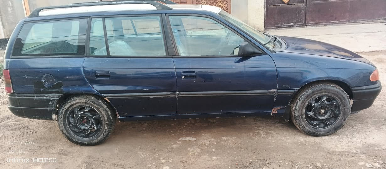 اوبل استرا ستيشن مديل 93حجم 20
بور ونوزل رقم بغداد سياره بيها صبغ 
مكان ديالى بعقوبة 
سعر 38بيها مجال 
***********
