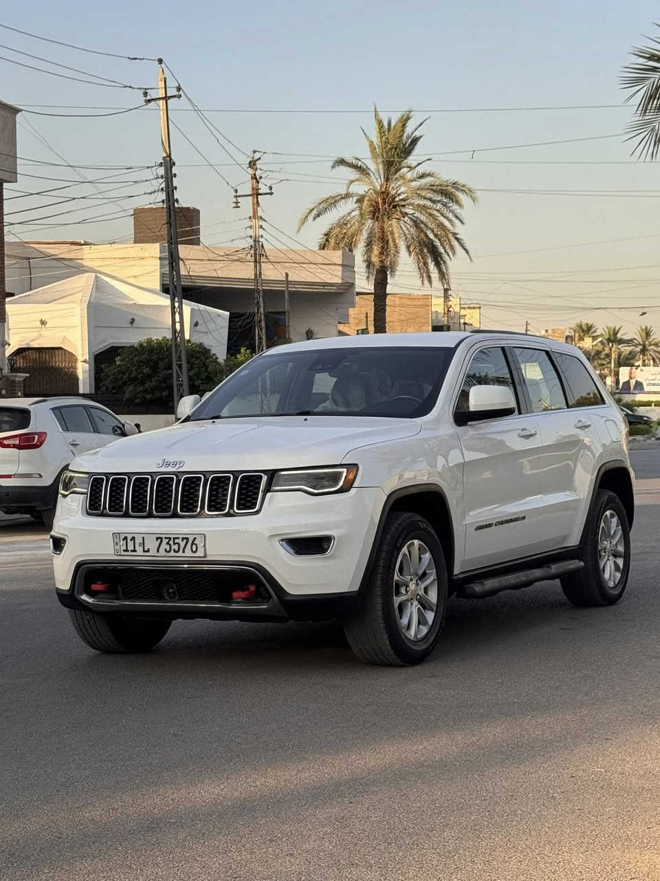السلام عليكم ورحمة الله وبركاته
🚘 جيب 2022 - أمريكي اصل 2022
🔹 محرك 6 سلندر 3600 سي سي
 مواصفات

المواصفات:
✅رادار امامي
✅ رادار خلفي ومرايات رادار
✅ سلايت جانبي
✅ صندوق كهربائي  
✅ مكينة وكير على وضع الشركة (مكفول)
✅ بصمة تشغيل + تشغيل عن بُعد
✅ تايرات جديدة كلياً
✅ شاشة كبيرة مع نظام ترفيه متكامل
✅ تدفئة ستيرن (مقود مدفأ)
✅كشنات تدفئه
مكينه كير مكفولات
ممشاها:
📍 48 ألف ميل فقط

📌 حادث فقط دعاميه تبديل وبارد چاملغ بسيط السياره بدون اي صبغ وتبديل مكفوله شرط السونار

⚠️ وصف الحادث موجوده  بالمنشور

✨ سيارة نظيفة وجاهزة 

مكاني بغداد السيديه

السعر 208$

***********
