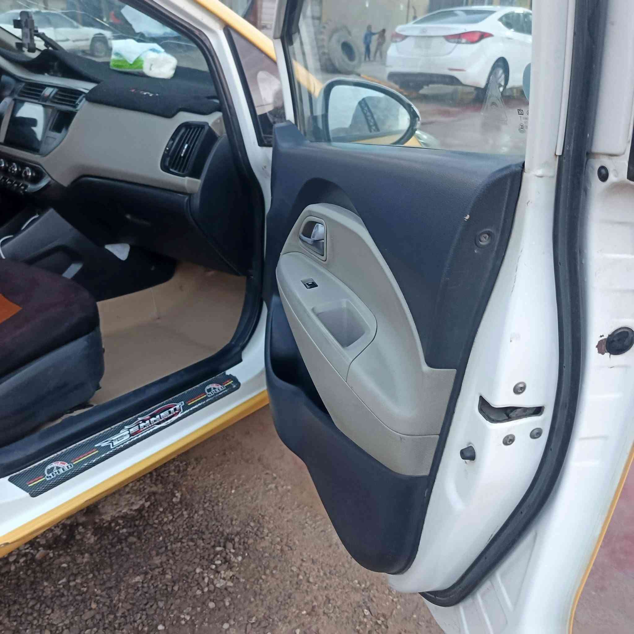 كيه ريو موديل ١٣ خليجي لا تبديل ولا بارد كير كفاله مكينه قطرتين المرغوب سياره خير من الله تدفئة شغال تبريد عوزه غاز السعر ٨٥ وبيها مجال


**إذا كنت صاحب هذا الإعلان وتريد حذفه لأي سبب، رجاءا أرسل رسالة إلى الدعم الفني**