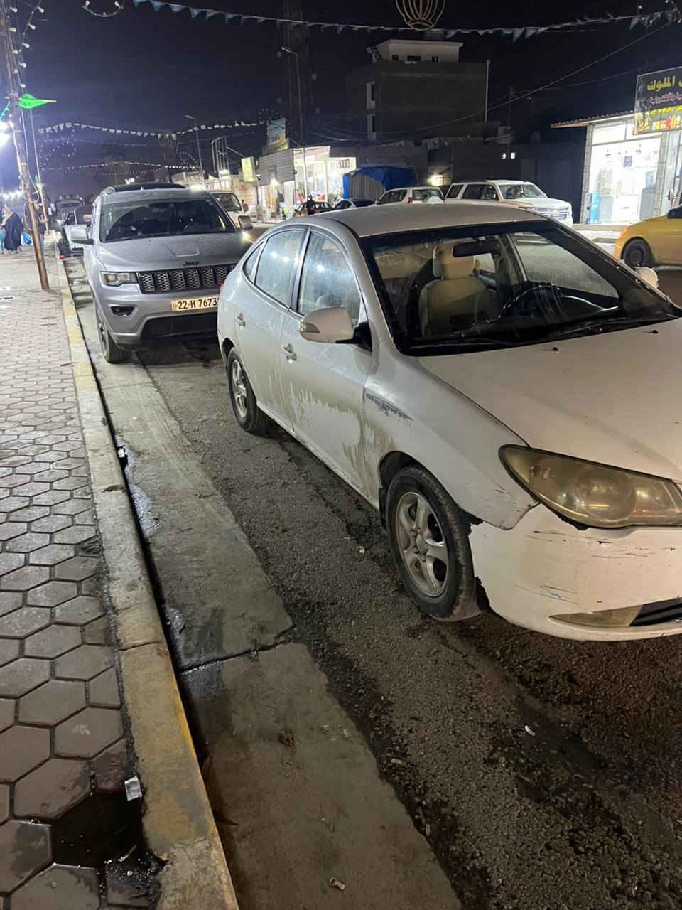 النترا موديل 2011 خليجي 
مكينه 1600 دكشن عالي المروغوب 
رقم سليمانيه بسمي سنويه نافذه إلى غايه 2027
ضرر السياره جاملغ وباب صفحه اليمنه بدون دواخل 
كير مكينه مكفولا 
السعر 93 وبيه مجال
***********  
العنوان بغداد
