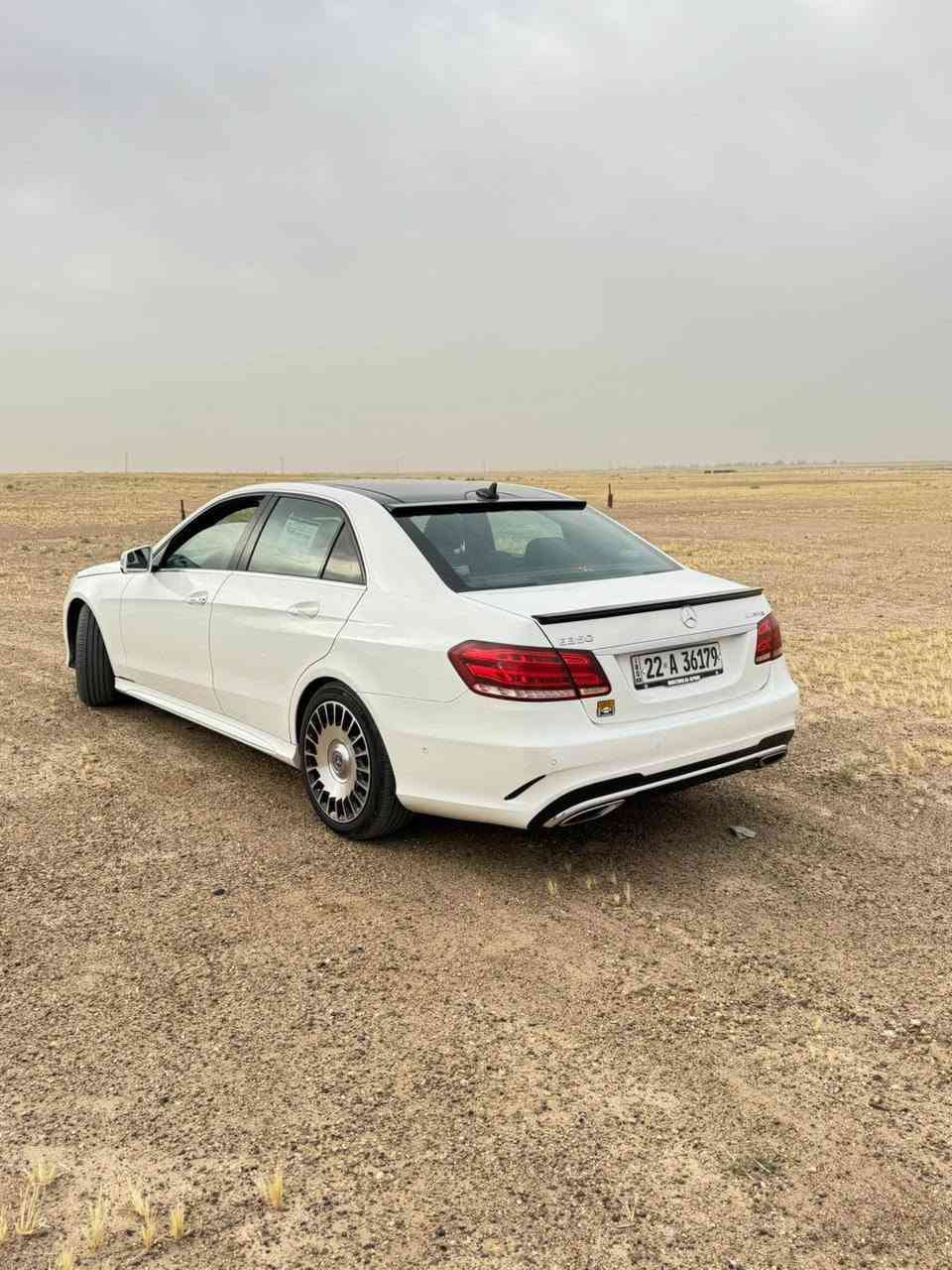 السلام عليكم للبيع مارسدس خليجي موديل 2014 
حجمE350 سياره جاهزه من كلشي 
بيه فقط بنيد صبغ 
التفاصيل 
بنورامه
شاشه
كروز سرعه 
شفتات استيرن
٣انضمه قياده
كشنات جلد 
شاشه اعطال 
كير تعليك
مواصفات معروفه
السياره جديده بمعنى الكلمه
تخم تاير جديد 
حداديات جديده
تبريد ثلچ
هزه جديده تحويل ثاني يوم
سنويه جديده
السعر خاص
مكان 📍بغداد العامريه شارع المضيف
رقم ***********
