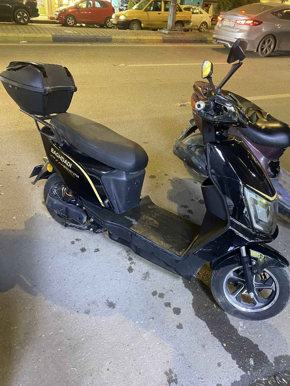 السلام عليكم… دراجه شحن  للبيع
3بطاريه جديده استعمال شهر مكانها بغداد الاعظميه 

***********

سرعه 85 السعر 450 وبيها مجال بسيط
