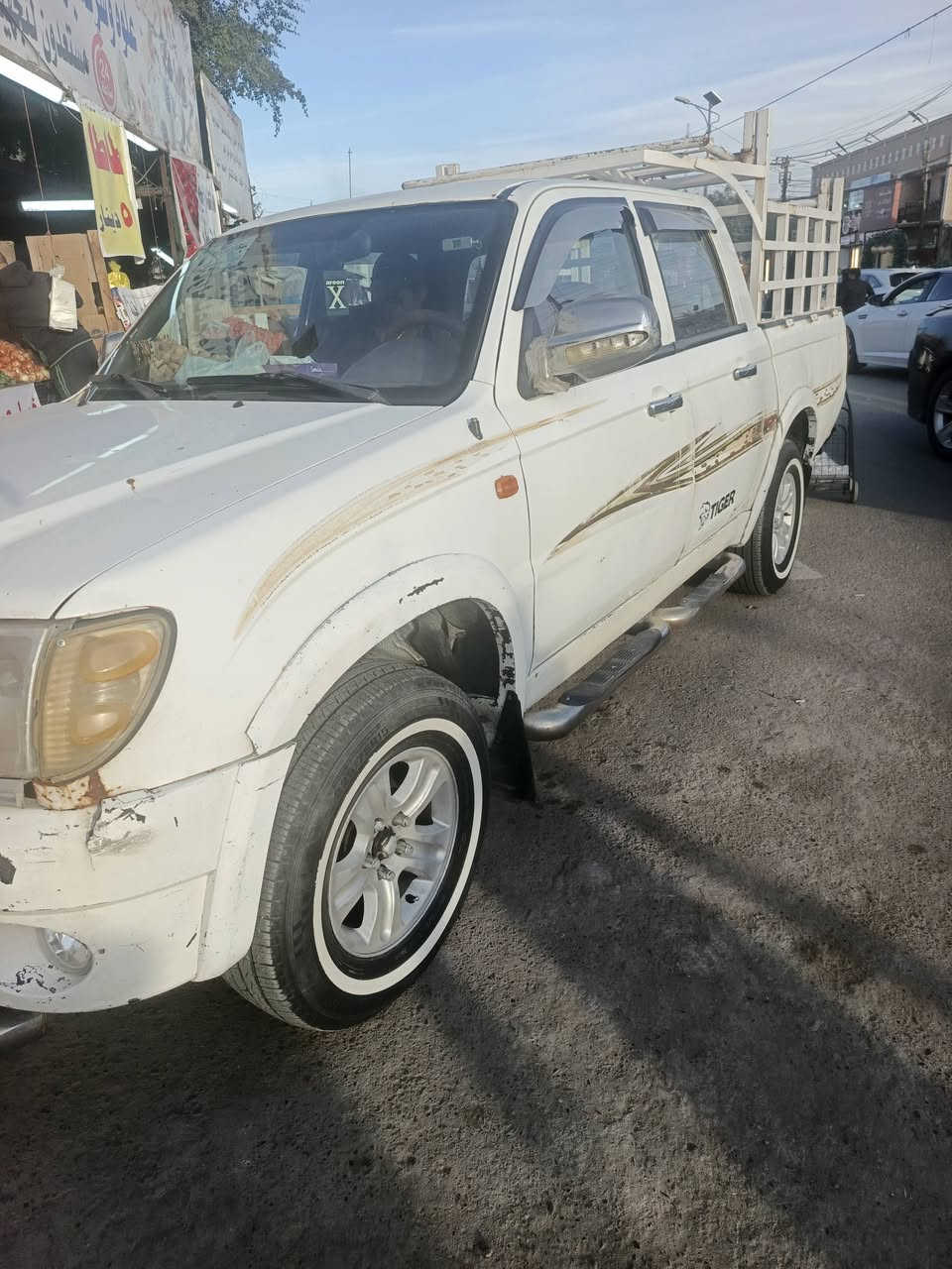 سلام عليكم ورحمة الله بيكم تايجر موديل ٢٠١١ كير محرك خير من الله تبريد شغال بيها ريموند سنتر لوك بيها منظومة زنون اشاير زنون  السعر 52 وبيه مجال للشراي معرفة باقي التفاصيل اتصل 🗣📲📞*********** بي واستاب سياره بل واقع احله من الصور شمس مخربة صوره
