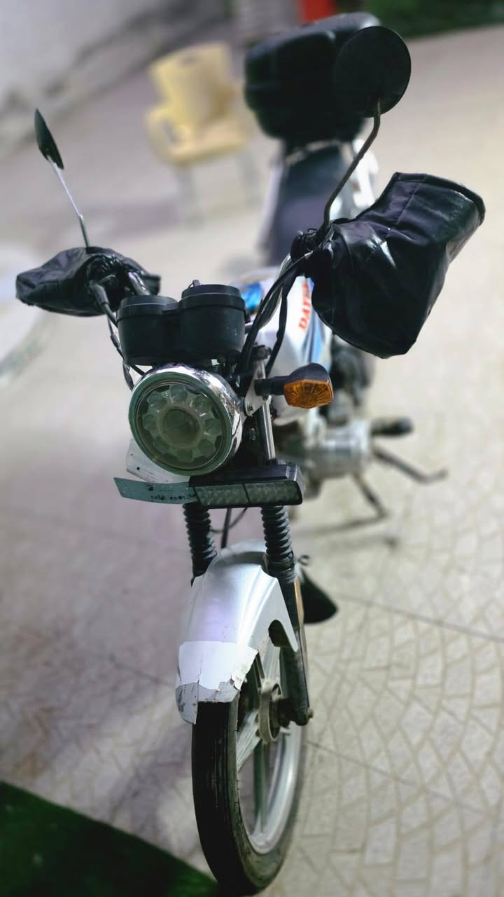 السلام عليكم
دراجه دايوان عضم أوراق اصولي اراوس أو ابيع
***********
