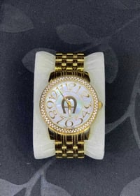 ساعات براند كل وحدة مكتوب المنشأ بالصورة سويسري وامريكي Swiss army Sli...