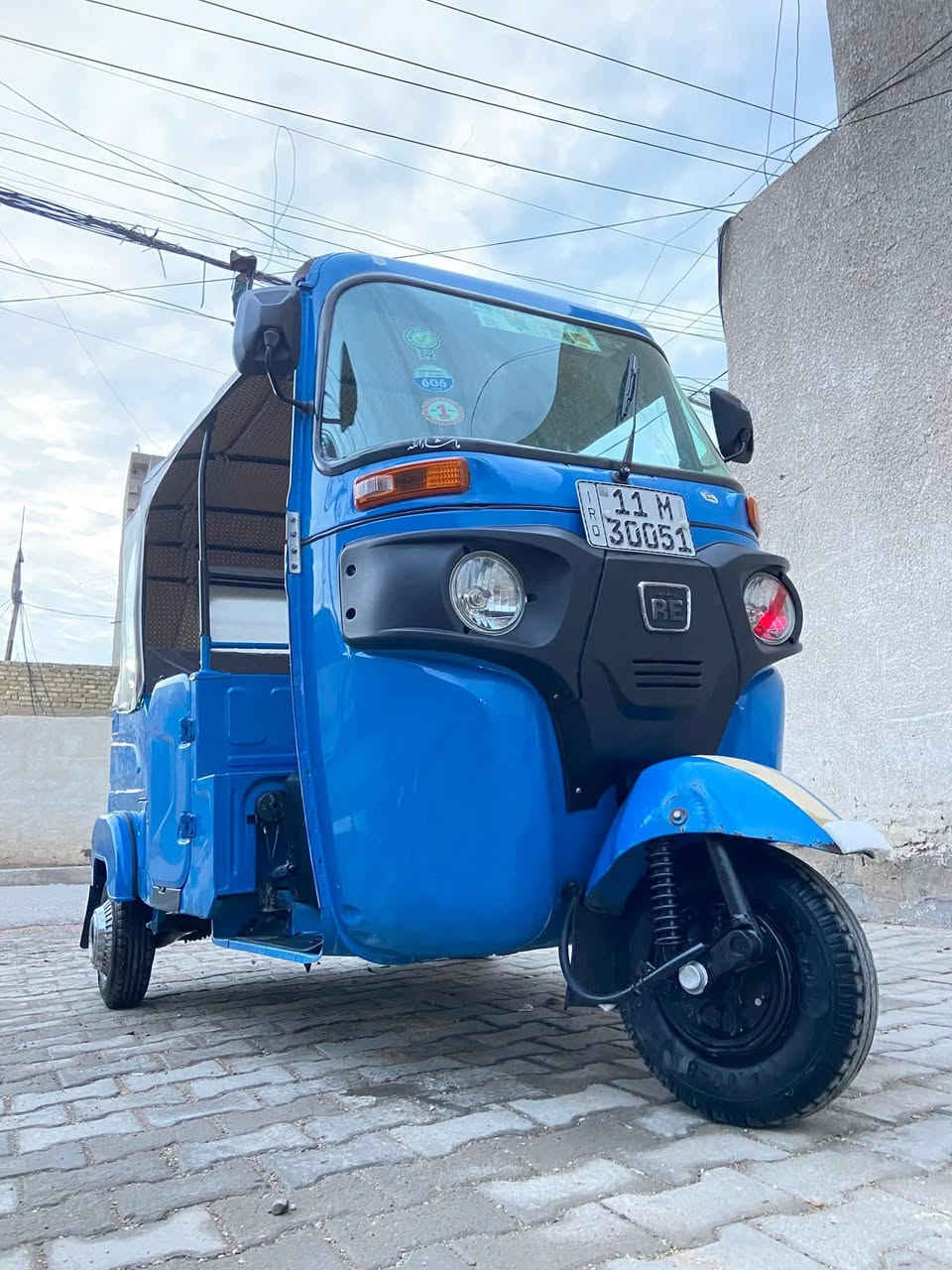 تكتك 2022/6
تكتك كفاله عامه بيها بس جوه البك لايت طخه بسيطه
دوسه وحده معمره
مكينه مكفوله اكسن كفاله مال جناي 
رقم بغداد بسمي مكاني بغداد مدينه الصدر
السعر 825 وبيها مجال مكلف بلنشر 
رقم صاحب التكتك***********
