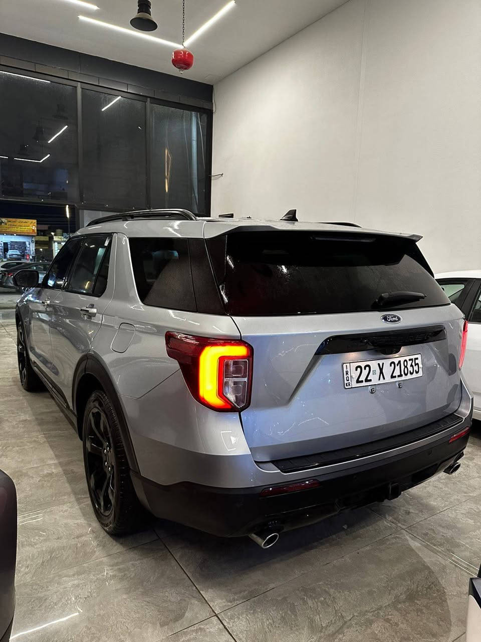 فورد اكسبلور  ST line

الموديل : 2023

اللون : سلفر

 العداد :    19 الف مايل

رقم اربيل
السعر : 265 $ ورقه
الضرر : كما موضح في الصور بدون صبغ بدون تبديل

المواصفات : ST line
محرك 4 توربو 2.3
5 كاميرات
بصمة تشغيل
بصمات ابواب 
مري شفط 
يدات ستيل 
نظام  سماعات 
شاشه سوني لمس كبيره 
ستيرن تدفئة 
كراسي تدفئة تبريد
كراسي جميعها تحكم كهربائي 
كراسي جلد بلادي 
صندوق كهربائي 
حساسات خلفية
لد امامي وخلفي
تشغيل عن بعد
بصمة ترحيب 
بلاجيكتور
تبريد خلفي
عدد المقاعد (7) راكب
رادار  امامي وخلفي
كاميرة خلفية
كشافات
اوتو ستوب
دبل صالنصه
ويل كب 20 
محرك 4 سلندر توربو 
العنوان: كركوك شارع المعارض 
معرض العدل لتجارة السيارات الحديثة 
للاستفسار التواصل مع الارقام:
***********
***********
***********
