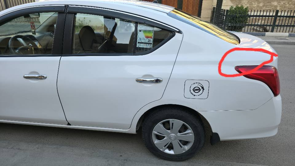 نيسان سني هندي للبيع 2019 
بيها قبق جنطة امبدل وربع الجاملغ الخلفي من جهة السايق مصبوغ السيارة ماشية 136 الف  رقم بغداد انكليزي بأسمي بيها تخم زينون سعرها 105 وبيها مجال للاستفسار *********** بغداد, العراق
