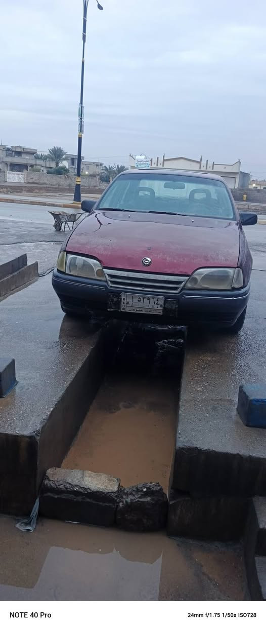 اوبل اوميگا موديل 1989 محرك وكير شرط طخم جديد كهربائيات كلها شغاله سياره كلها جديده رقم صلاح الدين الماني شرط الوكاله والتحويل السعر 26 وبيها مجال اتصل
***********
