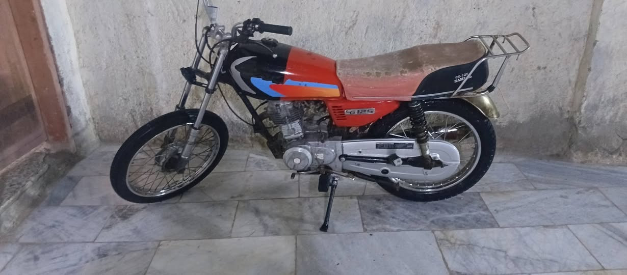 السلام عليكم 
دراجة للبيع 
القرنة الشرش شلهة الحسن 
***********
