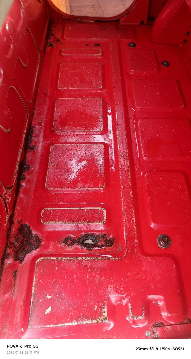 سلام وعليكم تكتك باجاج للبيع مكينه تجفيت شركه بيها ضربه مرجعه عل بارد فقط سعر 6250 وبيها مجال شي قليل تصال علا رقم ***********
