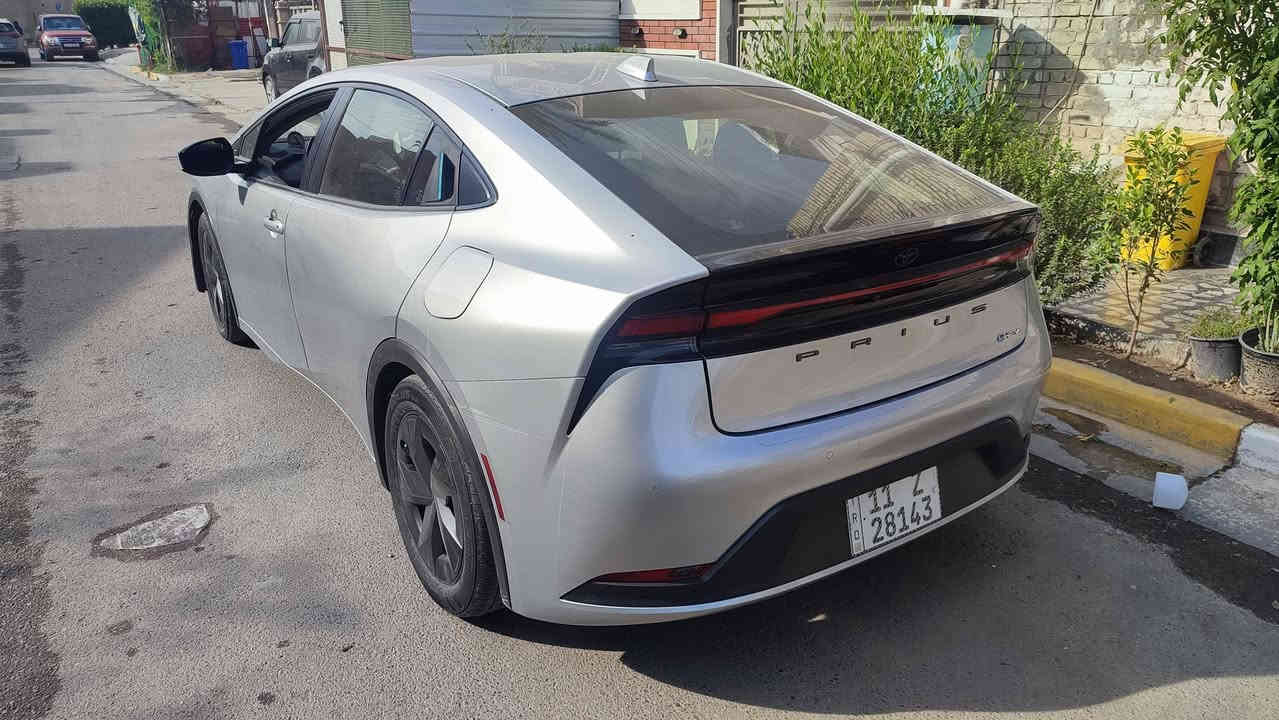 سلام عليكم تيوتا بريوس 2024
مواصفات معروفه                   العنوان بغداد حي العامل 
صور سونار مرفقه                   رقم الهاتف ***********
سياره جاهزه تخم تاير جديد            سعر 165 وبيها مجال 
باسمي سياره
