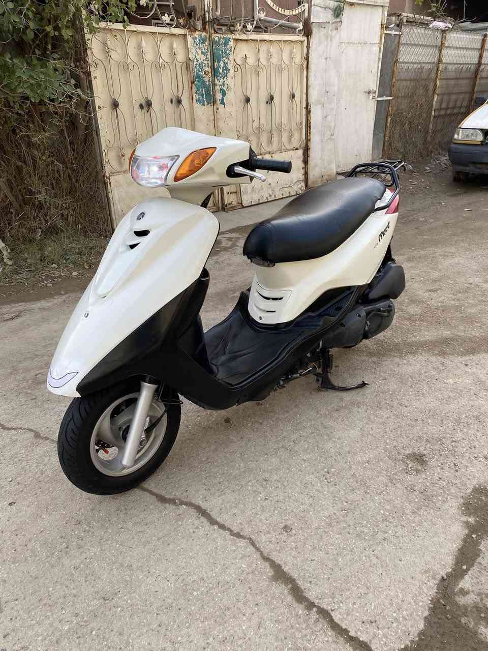 سلام عليكم للبيع دراجه اكزز ياباني حديث نوزل خطين دراجه رمبه ستان كهربائي جاهزه بدون اي نقص مكفول كفاله عامه ماشيه (10)الف حقيقي اوراق كامله دراجه جديده بمعنى الكلمه سعرهة (مليون و150) وبيهة مجال بسيط شراي يتصل على رقم (***********) مكاني بغداد الغزالية
