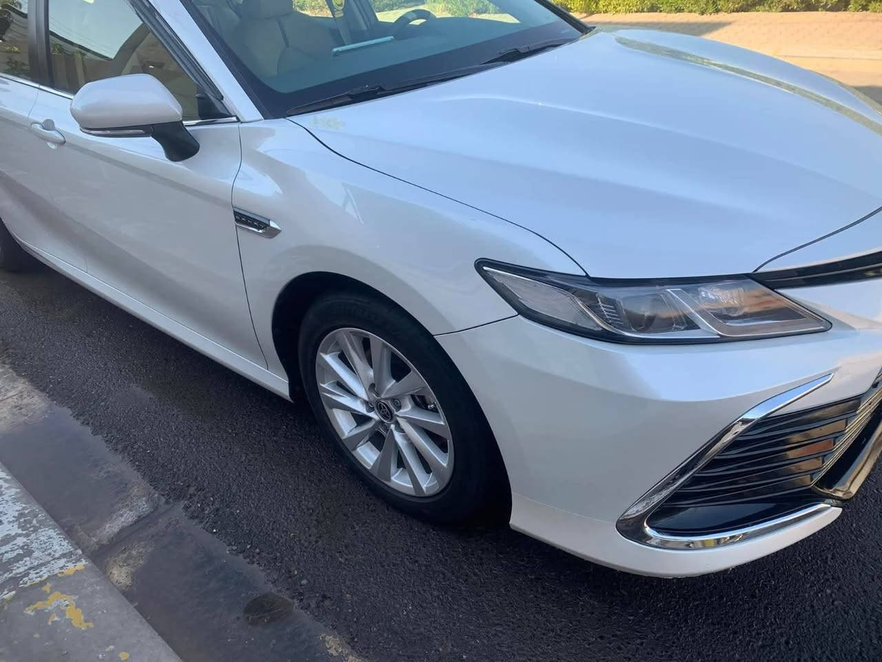 كامري ٢٠٢٣ خليجي مكفول رقم سليمانية Le السعر ٢٣٥ واذا مراوس بلندكروز موديل ١٣ او ١٤ العنوان تكريت ***********
