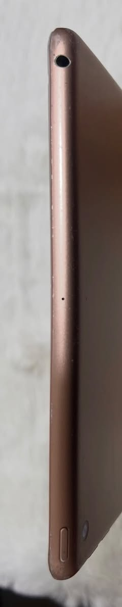 ايباد  الجيل ال ٨ مبدل شاشه فقط نضيف السعر.  ٢٠٠ الف


**إذا كنت صاحب هذا الإعلان وتريد حذفه لأي سبب، رجاءا أرسل رسالة إلى الدعم الفني**