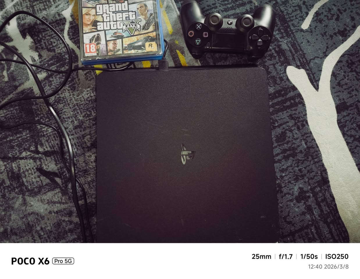 بلي 4 سلم اون لاين نضيف ما مفتوح وياه قرص واحد وجوستك واحد مكاني واسط


**إذا كنت صاحب هذا الإعلان وتريد حذفه لأي سبب، رجاءا أرسل رسالة إلى الدعم الفني**