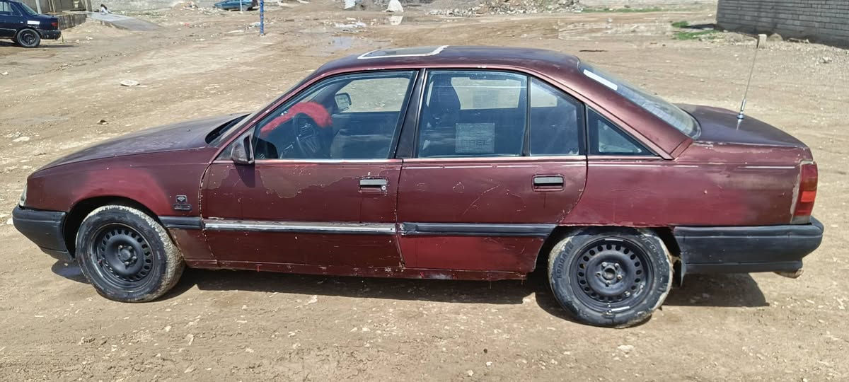 سلام عليكم
اوبل اوميكا موديل 1990 صلاح الدين الماني حرف اليف السنويه صاقطه بل 2018/10/20صحبه الشرعي موجود 
بخصوص المحرك ينقص  الكشر كدام العين السياره صح شغله وروح وجي بيه الشغلي بس يرادله ترتيب لان بيه خياسات وبيه اخياس بل شاصي الخلفي السياره للبيع او امراوس حسب القناعه اريد السياره 12ورقه ***********
