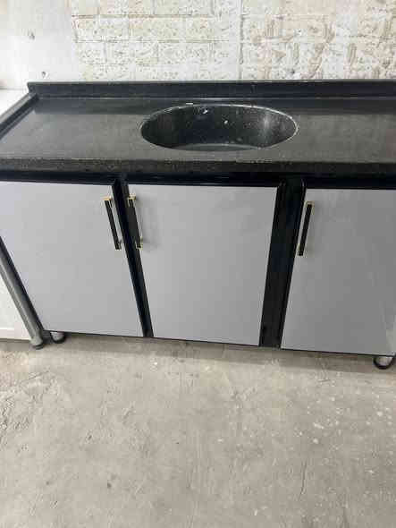 معمل بركات الامام المهدي (عج) لجميع اعمال الالمنيوم والbvcعنواننا النجف/حي ميسان للاستفسار ***********
