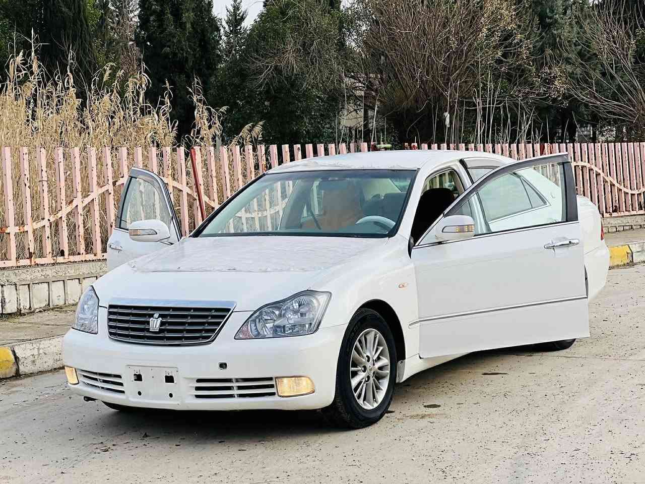 شاهینە ساخ ساخ
مۆدێل 2007 
ساج مەلەکی زۆر جوان 
شوخت و قوپاوی نییە لەسەر دەقی شەریکە ماوەتۆ و زۆر تن و تۆڵە 
تەنها یەک پارچەی ئەوروپای هەیە و بەس 
بەشەرتی گێر و مەکینە و هەموو شتێک 
بەشەرتی فیتەر و بۆیاخچی 
بۆ زانینی نرخی تەلەفون بکەن 
☎️ 0750 191 0996
