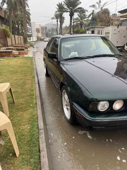 سلام عليكم
بي ام 535 لبيع او مراوس حساب القناعه 

كير مكينه تبريد ثلج كله جديد 

سياره كامله 

تحويل ثاني يوم 

هزه جديده رقم نكليزي دولي 

سعر 55$ بيهه مجال قليل 

رقم *********** وتساب او تصال
