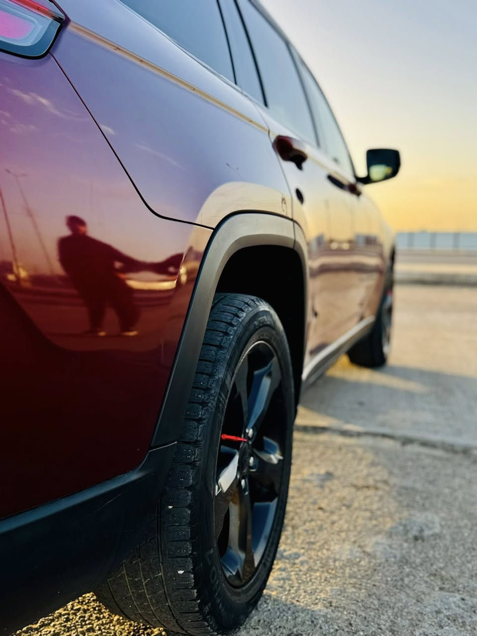 جيب كراند شيروكي لمتد مديل 2023 وارد امريكي سبعه راكب بدون رقم
للاستفسار / ***********
