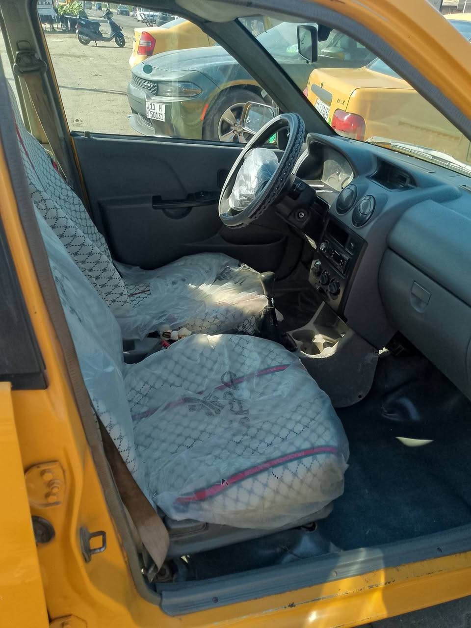 سلام عليكم سيبه مديل ٢٠١٣ سياره خير من الله محرك كير خير من الله لا تنقيص و لا تبخير بيه فقط لاستيك والف سياره شواصي حلوه فقط لي بصف صيق معمر و ثاني بلادي هاذ رقيمي و خابرني *********** سعر 33 وبيه مجل لطيبين رجان لمو شراي لا ينتصل
