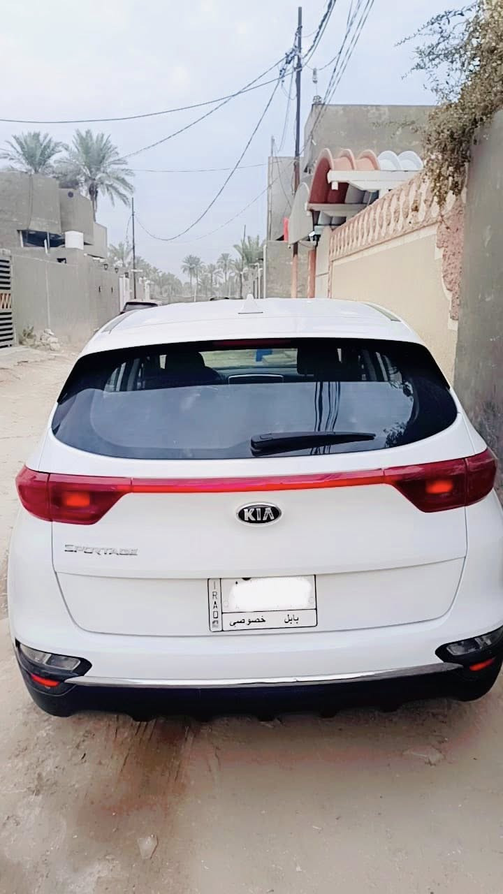 للبيع سبورتج 2020 امريكي 
ماشيه 49 محرك كير كفاله 
حادث فقط بنيد مبدل وبارد بخشم الجاملغ
تخم تاير جديد 
مواصفات تحكم ستيرن جهتين
شاشه كبيره 
ثلاث وضعيات قياده
وباقي الموصفات المعروفه
المكان بابل ورديه خارج
السعر 170 قابل للتفاوض 
***********
