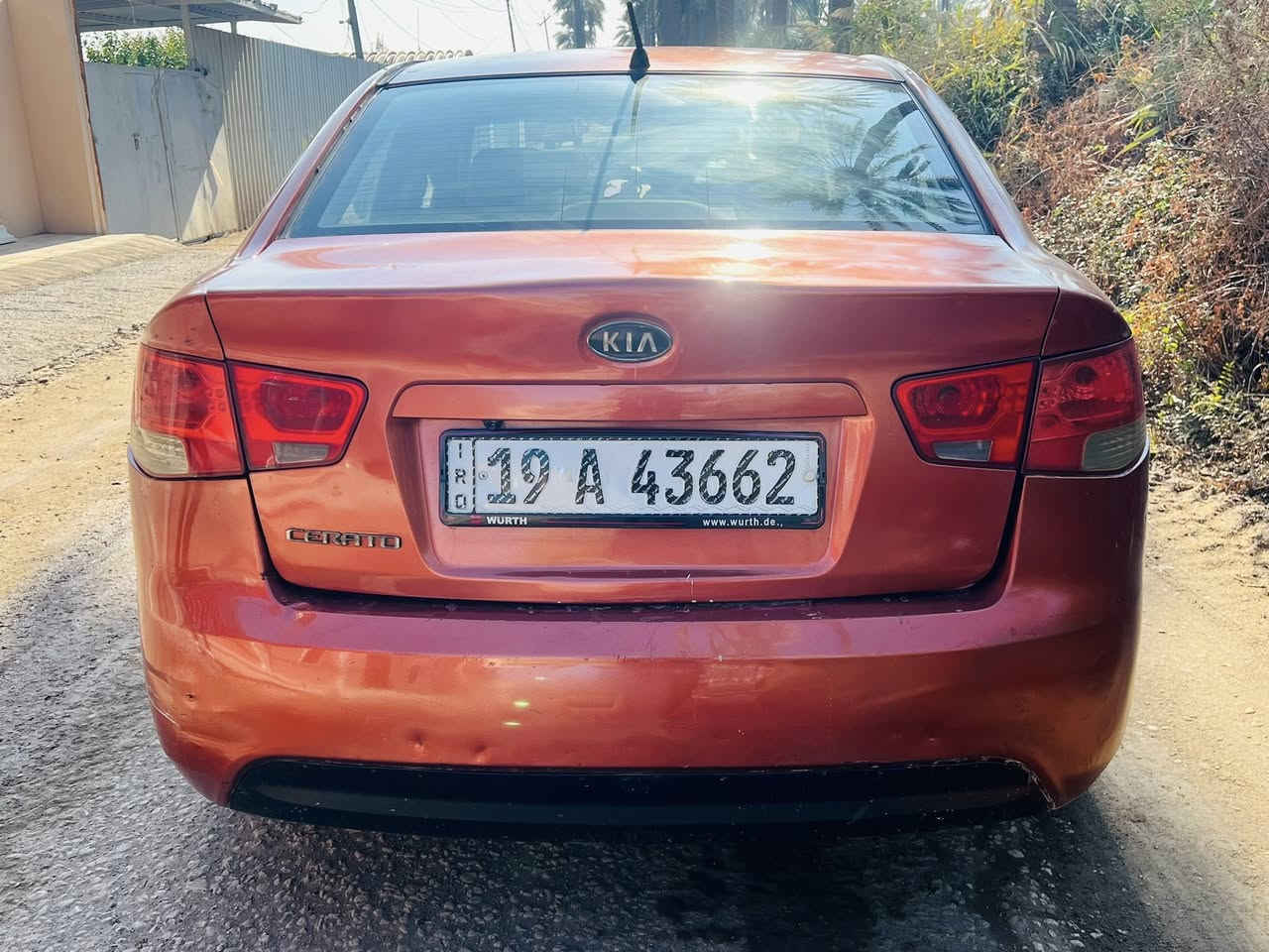 كيا سيراتو  موديل  2013  مكينه وكير و حداديه و تبريد كفاله وارد خليجي بدون حادث بيه مكانت صبغ رقم كربلاء دولي  السعر  79  وبيه مجال بصيط 

‭0777 128 2472‬
