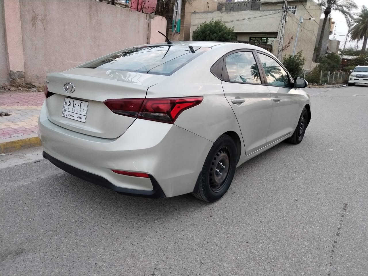 السلام عليكم اكسنت 2018 وارد امريكي حادث بنيد فقط بدون دواخل سياره كلش جديده كفاله من الشخط والبارد ماشيه 55 حقيقي محرك 1600 كير ومحرك كفاله رقم بغداد تحويل شرط السعر 106 بي مجال مكاني بغداد الكراده  او الزعفرانيه ***********
