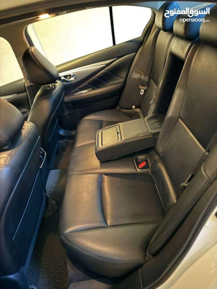 السلام عليكم
انفنتي q50
2021 
فول مواصفات كلين تايتل ما بيهة اي نقص
تبريد قطعتين كشنات تدفئة رادارات كامرات تدفئة ستيرن نقطة عمياء تشغيل عن بعد 
فتحة سقف 
بعد مواصفات الانفنتي المعروفة
السعر ١٩٨ ورقة
***********
الموقع بغداد 
تريد تحويل وكالة اني حاظر هزة جديدة
