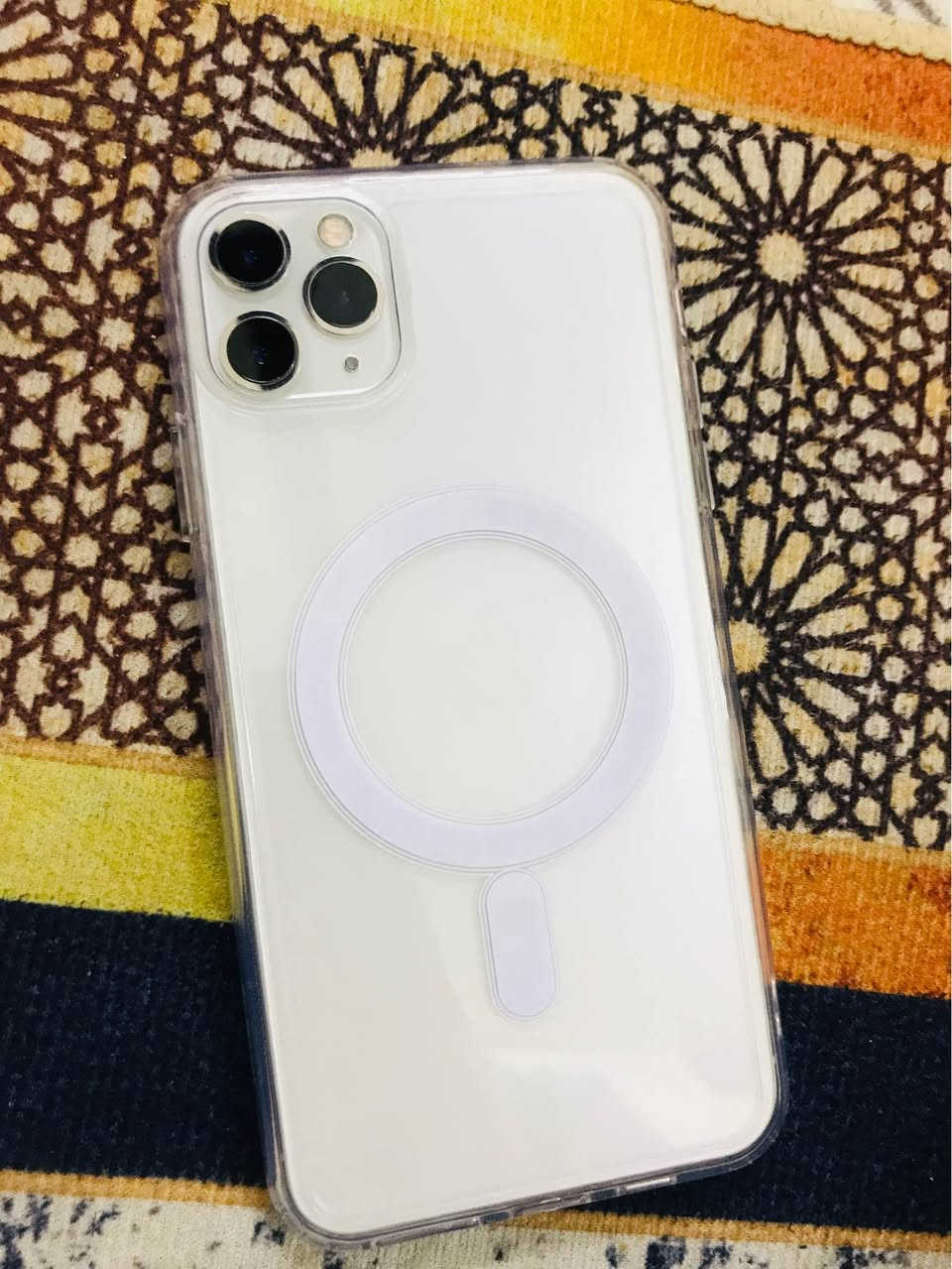 ايفون11برو ماكس جهاز لوك لوك بمعنه الكلمه لون ابيض 256كيكه نموذجMبطاريه87بلادي امبدل شاشه اصلي بلشرط3خيارات وفيس ايدي يحتاج برمجه الباقي كفاله وبضمان للبيع او مراوس مكاني كركوك*********** كركوك, العراق
