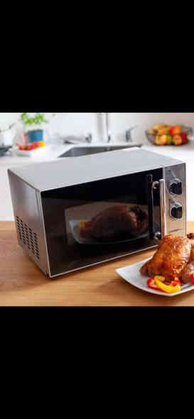 للبيع مايكروويف First Austria موديل FA-5002-4، جهاز جديد كارتون ، غير مستعمل
سعة 20 لتر، بيه شواية Grill 900 واط و ميكروويف 700 واط، ويجي بخمس مستويات تسخين، ويه تايمر، وتذويب (Defrost)،اللون سلفر او فضي والباب ستانلس ستيل شكله مرتب .

الجهاز يشتغل 100٪ وما بيه أي عيب.
يجي ويا صحنه الزجاجي وملحقاته كاملة.

السعر 90 ألف دينار – قابل للتفاوض.
الموقع: (السيديه)
لا يوجد توصيل 
استفسار ***********
