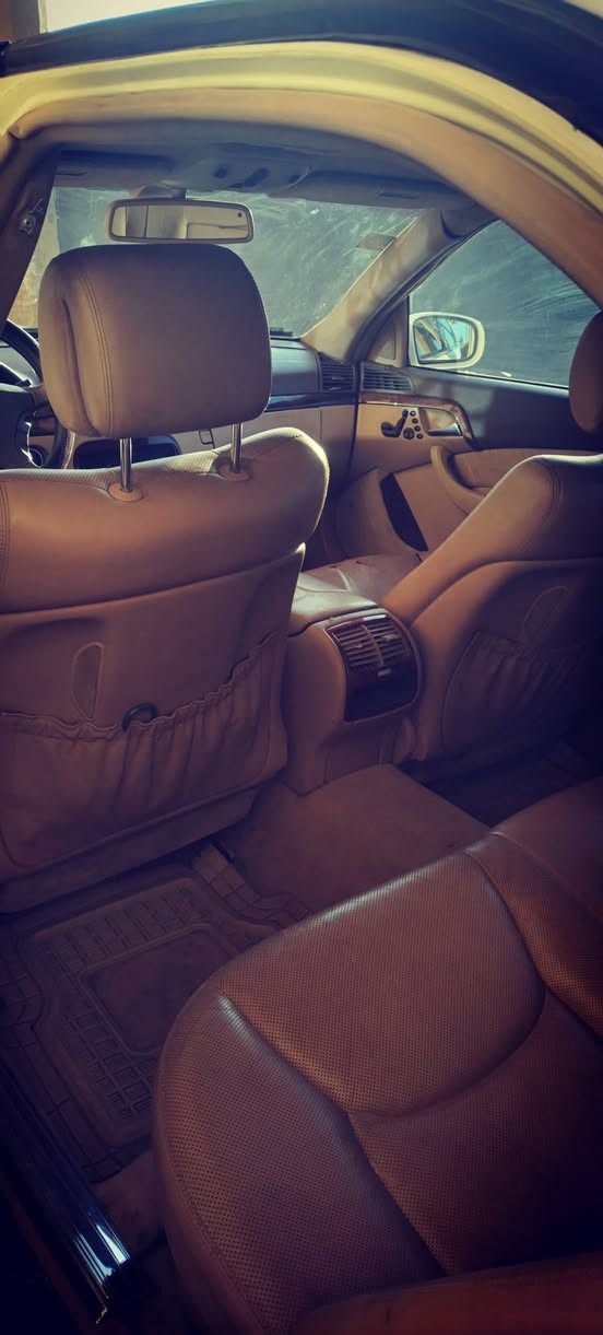 السلام عليكم.. للبيع والمراوس حسب الغناعه مارسدس غواصه 2002 للبيع والمراوس فولvibحجم 320سياره جديده تبريد ثلج تفاصيل*********** مكان بغداد ابو غريب الزيدان سعر 117وبي مجال
