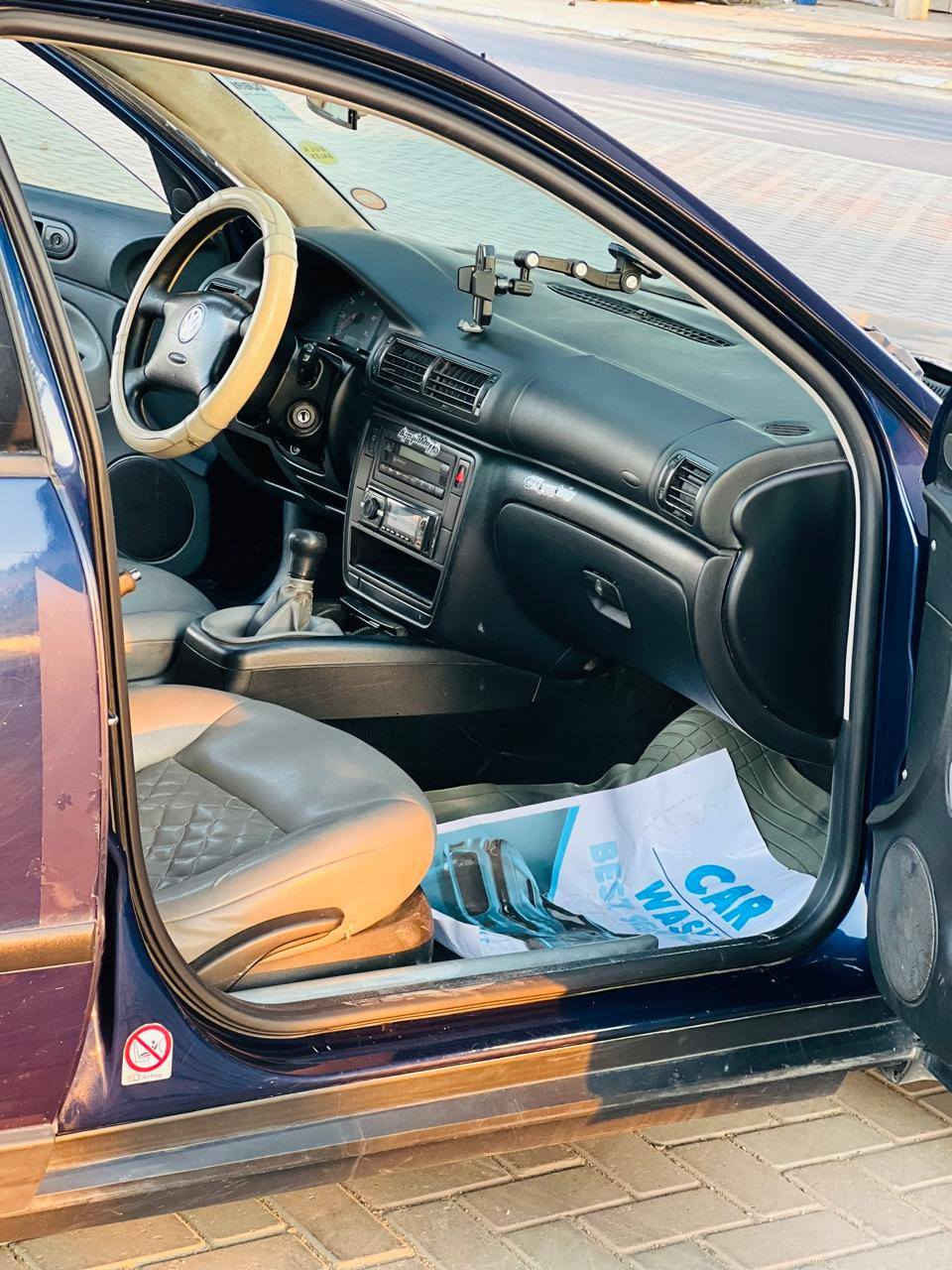 السلام عليكم للبيع او مراوس
باصات موديل 2003 
كير محرك شرط 
صدر تخم تاير جديد 
كهربائيات كلهه شغاله 
رقم صلاح الدين 
سنويه لل 2028 
السياره كلهه بلاد 
السعر 47 وبيهه مجال 
للاتصال *********** تكريت, صلاح الدين
