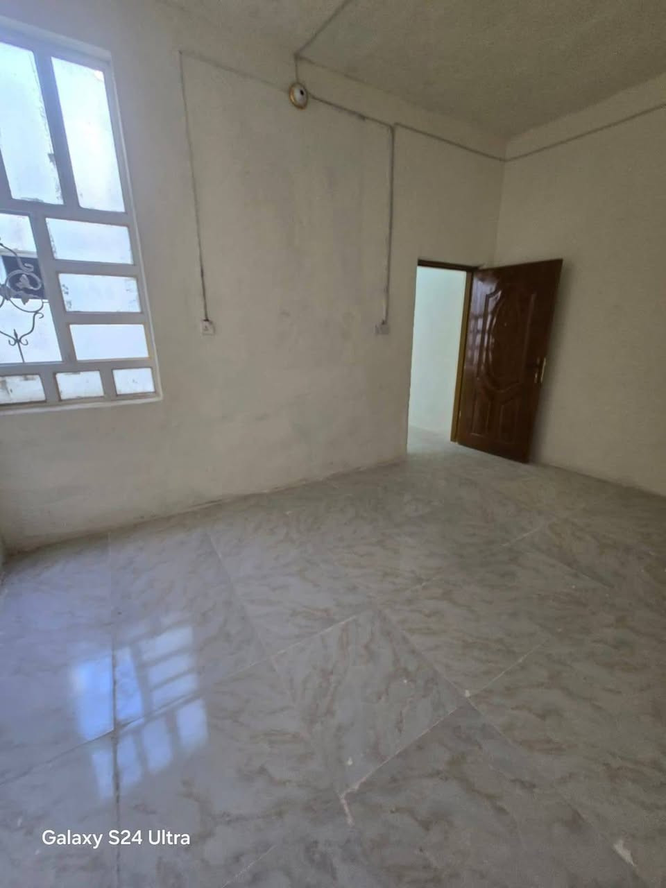 يا الله يا رزاق 🤲💸
دار للبيع 100 متر بيع مستعجل 😱📢

السعر 25مليون 💸وبي مجال للشراي يدلل 🤩

الموقع //نجف كوفه /براكيه //شارع المطار القديم 

السقف صب گونكريت مسلح البناء طابوق 👌بعد شتريد 

احجز الدار والاستفسار وبيع عقاراتگم وشراء 

 راسلوني أو الاتصال 👇

 واتساب متوفر  *********** ☎️
