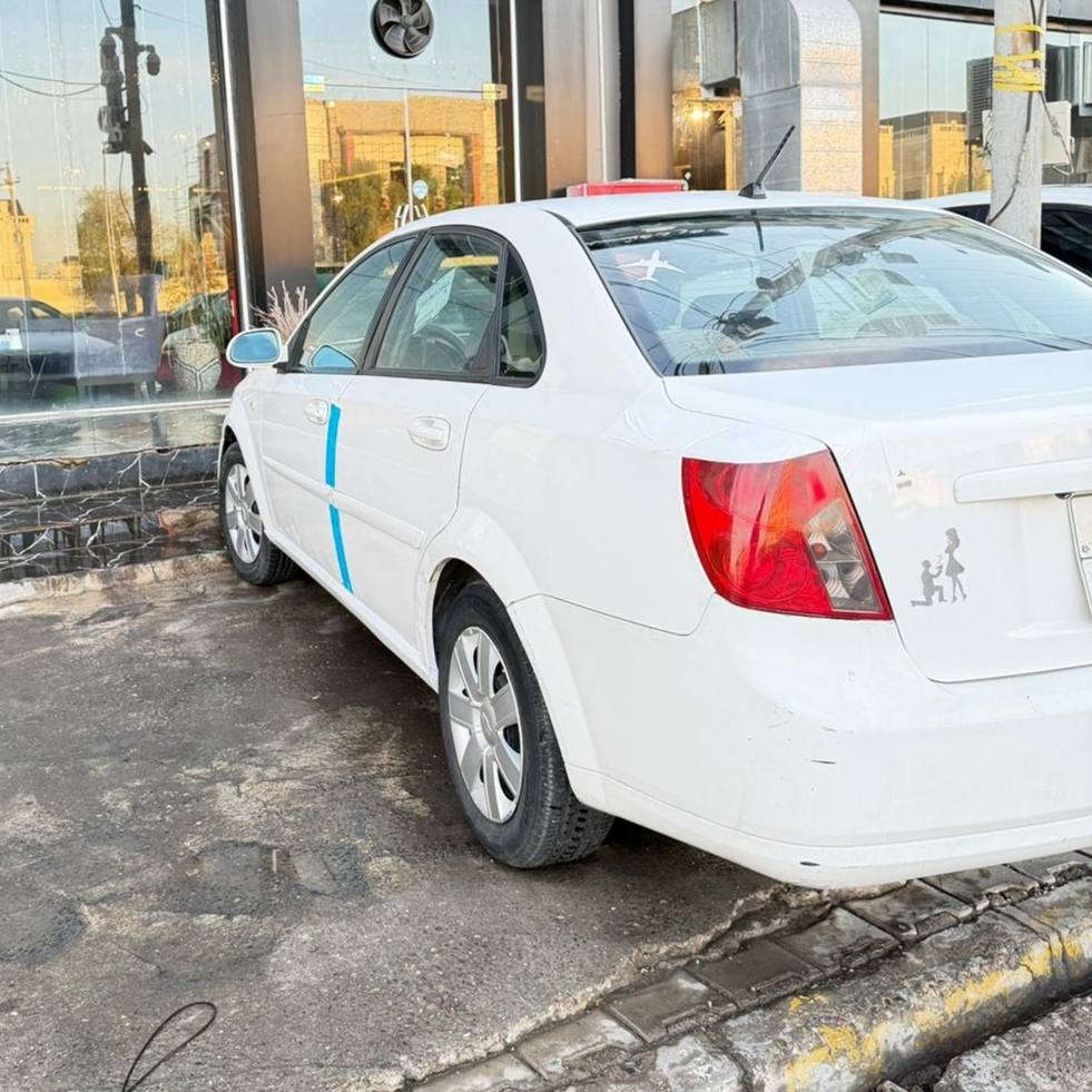 دایۆ شۆفلێت 2007 
3 پارچەی بۆیاخە 
بۆنیدی لەگەڵ هەر دوو چەمەلەغی پێشەوەی 
پێش و پشتی کەپسە 
بێ ناوگرتن 
ماباقی هەموو گیانی بەشەرت 
تەقەو ڕەقەی بەشەرت 

سـعـر : لە کۆمێنت داوابکە ڕاستەوخۆ بۆت دێت 📥 

گێر و مەکیەنەی بەشەرت 
هیچ کێشەیەکی تێدا نییە 

ژمارەی خاوەنەکەی 

***********
